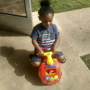 Meet your Posher, Dada